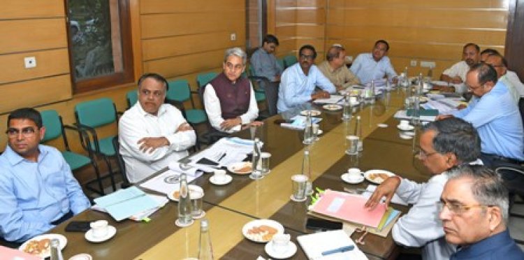 वर्षा से क्षतिग्रस्त सड़कों की मरम्मत सरकार की सर्वोच्च प्राथमिकता: मुख्य सचिव