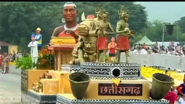 गुजरात की धरती पर बस्तर का सम्मान, एकता परेड में छत्तीसगढ़ की झांकी ने दिखाया विकास का नया मॉडल
