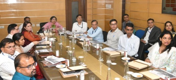 केन्द्रीय पशुपालन मंत्रालय की अपर सचिव ने राज्य के पशुपालन विभाग के अधिकारियों की बैठक लेकर