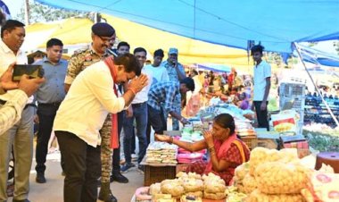 स्थानीय ग्रामीणों ने नक्सल भय से मुक्ति पर जताया आभार