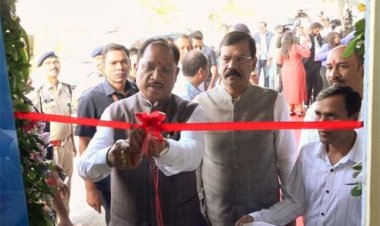 मुख्यमंत्री ने स्टेट हैंगर से विमान परिचालन सेवा का किया शुभारंभ