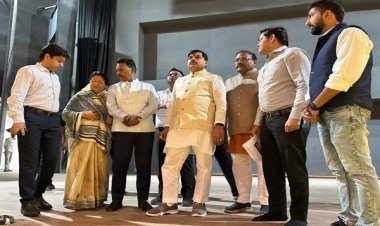 मुख्यमंत्री डॉ. यादव ने ऐतिहासिक और धार्मिक धरोहर गोपाल मंदिर का किया औचक निरीक्षण