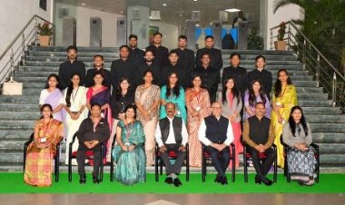 डीजीपी मकवाणा ने प्रशिक्षु अधिकारियों को दिया मार्गदर्शन, कहा-नेतृत्व का आधार है-चरित्र, संवेदनशीलता और सेवा-भाव