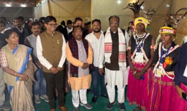 केन्द्रीय राज्यमंत्री दुर्गा दास उइके ने जनजातीय गौरव दिवस कार्यक्रम की तैयारियों का लिया जायजा