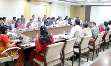 महिला एवं बाल विकास मंत्री सुनिर्मला भूरिया ने की विभागीय समीक्षा