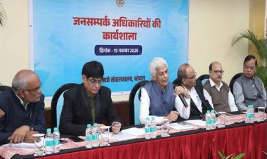 सूचनाओं का त्वरित संप्रेषण करें जनसंपर्क अधिकारी : आयुक्त जनसम्पर्क सक्सेना