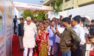 भारत का गणतंत्र -एक सुनहरी यात्रा पर दो दिवसीय मल्टीमीडिया प्रदर्शनी का कैबिनेट मंत्री डॉ. किरोड़ी लाल मीना ने किया उदघाटन