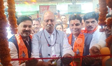 रामलला दर्शन योजना के तहत 850 तीर्थयात्री भारत गौरव स्पेशल ट्रेन से अयोध्या धाम के लिए रवाना