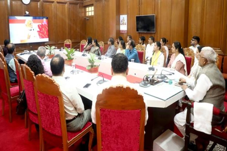 प्रधानमंत्री मोदी ने राष्ट्रीय गीत वंदे मातरम् के 150वें वर्ष के स्मरणोत्सव समारोह का किया शुभारम्भ