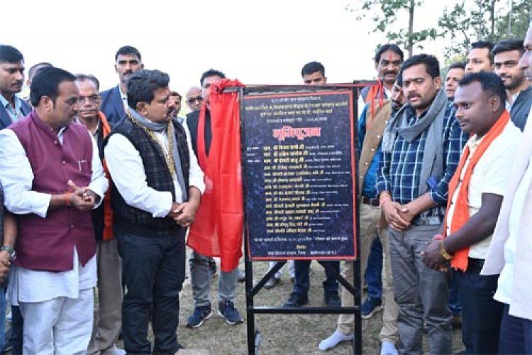 रेंगाखार जलाशय में निर्माण से वनांचल क्षेत्र के हजारों किसानों को मिलेगी सिंचाई सुविधा: उपमुख्यमंत्री विजय शर्मा