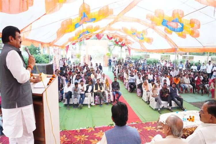 मंत्री राजपूत ने 12 करोड़ के विकास कार्यों का किया लोकार्पण एवं भूमि-पूजन