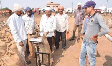 सरल और पारदर्शी धान खरीदी प्रक्रिया से खुश किसान भूपेश सिंह ने व्यवस्था पर जताया आभार