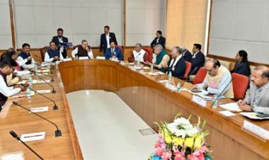 विधानसभा अध्यक्ष डॉ रमन सिंह की अध्यक्षता में आज यहां विधानसभा के समिति कक्ष में कार्य मंत्रणा समिति की बैठक आयोजित की गई