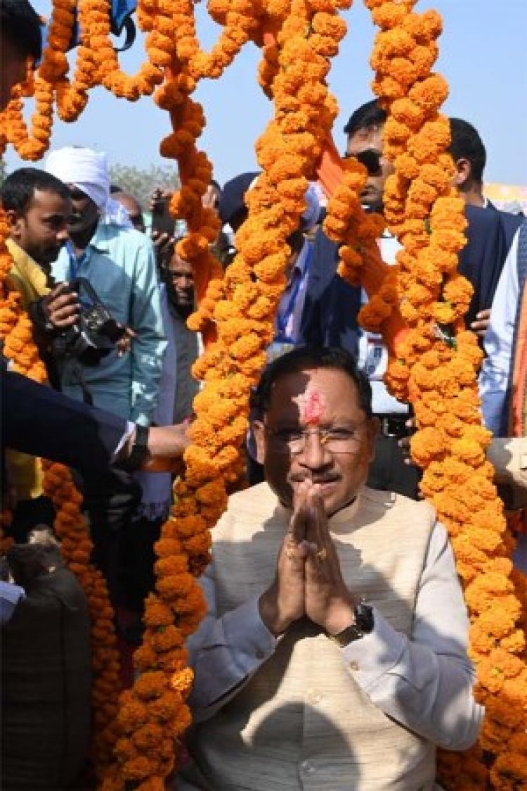 सुहेला में मुख्यमंत्री ने कार्यक्रम में दिखाई विकास की झलक