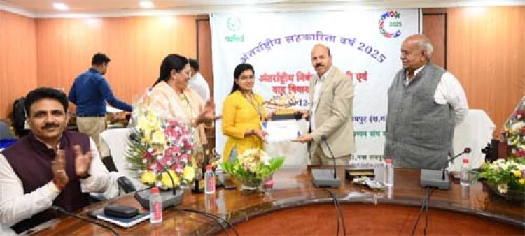 कृषि विश्वविद्यालय के विद्यार्थियों को मिला सहाकारिता का ज्ञान