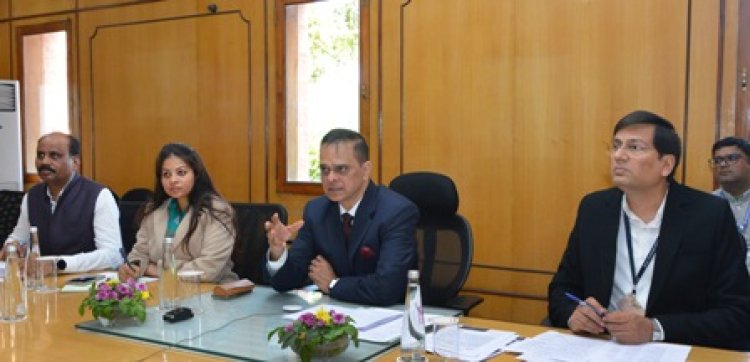 गौशाला संचालकों के साथ मुख्य सचिव की बैठक, बैठक में 150 से अधिक गौशाला संचालक हुए शामिल