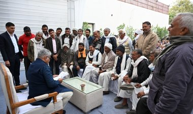 केंद्रीय वन मंत्री भूपेंद्र यादव ने जनसुनवाई कर आमजन की समस्या सुनी