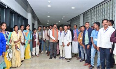 सुकमा जिले के ग्राम पंचायत प्रतिनिधियों से उपमुख्यमंत्री विजय शर्मा ने की मुलाकात