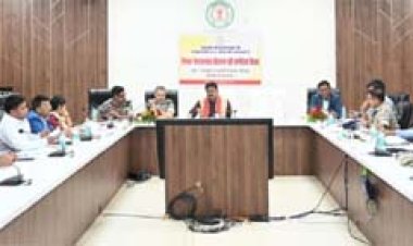 नए ऊर्जा और नई रणनीति के साथ बीजापुर के विकास में जुटें अधिकारी: उपमुख्यमंत्री विजय शर्मा