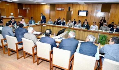 प्री बजट बैठक, लोगों की जरूरत और क्षेत्र के विकास को बढ़ावा देने वाली परियोजनाओं को प्राथमिकता दें: उपमुख्यमंत्री, दिया कुमारी 