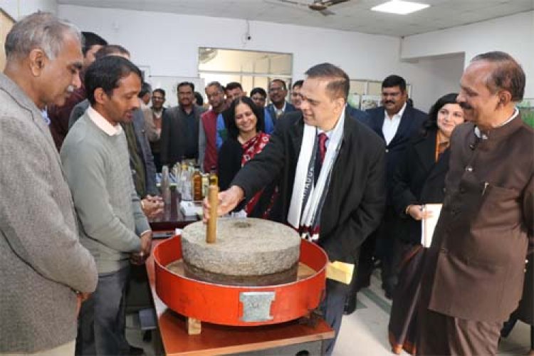 केंद्र व राज्य सरकार की योजनाओं से किसानों की आय में हो रही उल्लेखनीय वृद्धिः मुख्य सचिव वी. श्रीनिवास