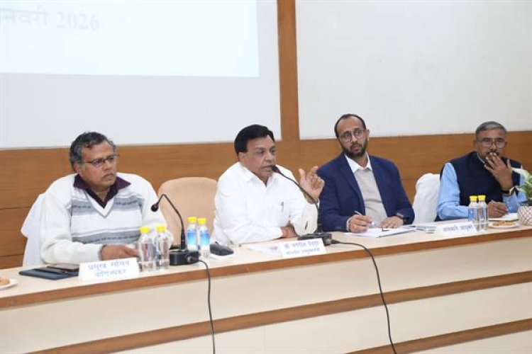 आबकारी नीति 2026-27 पर मंथन: अवैध शराब पर सख्ती, 18 हजार करोड़ राजस्व लक्ष्य प्राप्ति के निर्देश