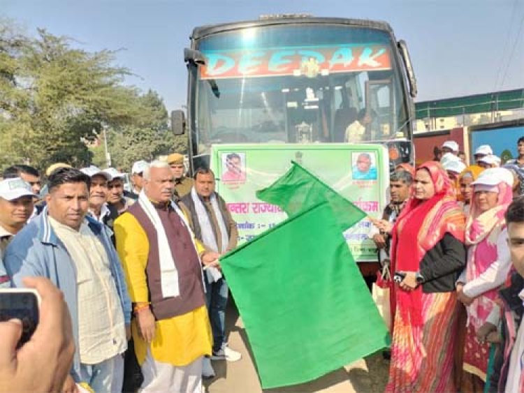 भरतपुर में कृषक भ्रमण दल को गृह राज्य मंत्री ने हरी झण्डी दिखाकर किया रवाना