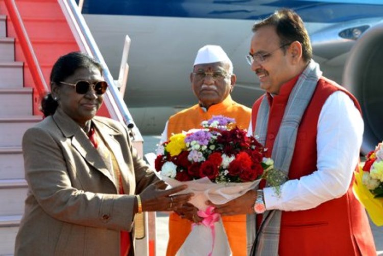 राष्ट्रपति द्रौपदी मुर्मु का जयपुर आगमन, राज्यपाल हरिभाऊ बागड़े एवं मुख्यमंत्री भजनलाल शर्मा ने एयरपोर्ट पर किया स्वागत