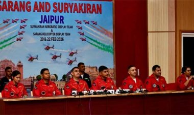 सूर्य किरण एरोबैटिक टीम एवं सारंग हेलीकॉप्टर डिस्प्ले टीम ने युवाओं से किया संवाद