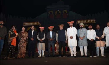 इतिहास से प्रेरणा लेकर ही सशक्त भविष्य का निर्माण संभव-संस्कृति मंत्री