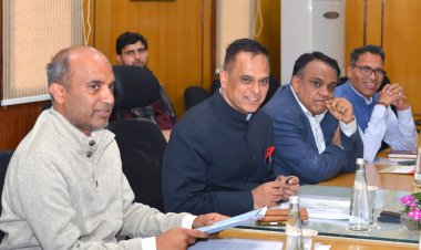 मुख्य सचिव ने ली उपभोक्ता मामले तथा खाद्य एवं नागरिक आपूर्ति विभाग की समीक्षा बैठक