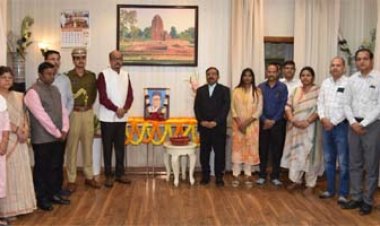 राज्यपाल डेका ने वीर विनायक दामोदर सावरकर को श्रद्धांजलि दी