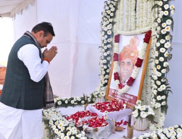 मुख्यमंत्री भजनलाल शर्मा ने पूर्व मंत्री स्व. हेमसिंह भड़ाना को दी श्रद्धांजलि