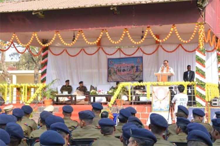 870 प्रशिक्षु उपनिरीक्षकों हेतु संवादात्मक प्रशिक्षण कार्यक्रम का स्वास्थ्य मंत्री श्याम बिहारी जायसवाल एवं शिक्षा मंत्री गजेन्द्र यादव ने किया शुभारंभ