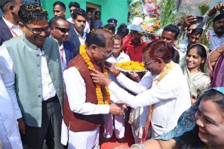 नगरीय निकायों में ऐतिहासिक जनादेश का एक वर्ष: सुशासन, पारदर्शिता और विकास पर जनता की मुहर: मुख्यमंत्री विष्णु देव साय