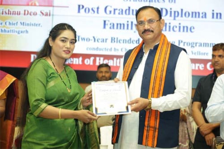 व्यावहारिक कौशल से समाज के अंतिम व्यक्ति तक बेहतर स्वास्थ्य सेवाएं पहुंचाने में चिकित्सक निभाएंगे अग्रणी भूमिका: स्वास्थ्य मंत्री श्याम बिहारी जायसवाल