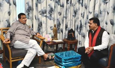 केंद्रीय परिवहन मंत्री नितिन गडकरी से मिले उपमुख्यमंत्री विजय शर्मा