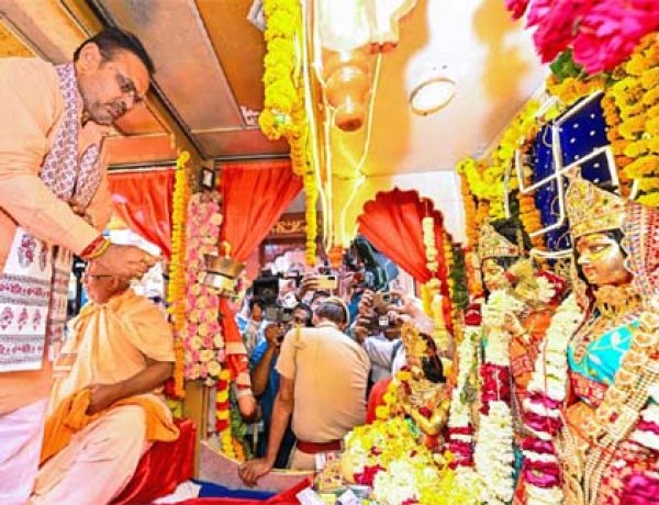 मुख्यमंत्री भजनलाल शर्मा जोधपुर में रामनवमी शोभायात्रा में हुए शामिल