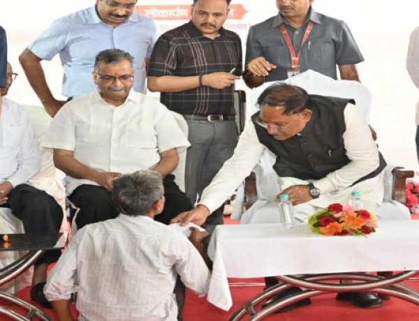 संवेदनशील नेतृत्व की मिसाल: मुख्यमंत्री साय ने दिव्यांग चंदूलाल की सुनी पुकार, मिनटों में मिला समाधान