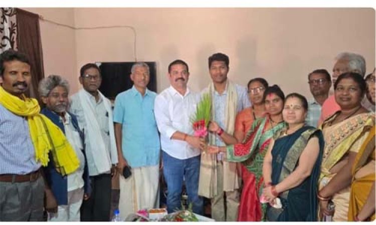 नक्सल प्रभावित क्षेत्र भैरमगढ़ के अंकित सकनी ने रचा इतिहास, यूपीएससी 2025 में 816वीं रैंक की हासिल