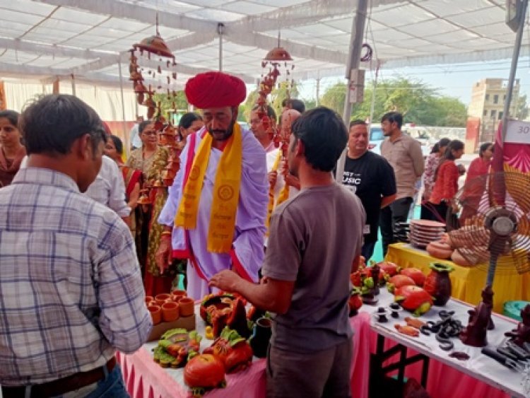 सिरोही में अमृता हाट मेले का हुआ भव्य शुभारंभ, राज्य मंत्री देवासी ने स्टॉल का किया अवलोकन