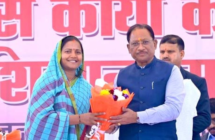 मातृ वंदन योजना में छत्तीसगढ़ ने ऐसे ही नहीं मारी बाजी : शिकायतों का तेज निराकरण और मंजूरी पर फोकस कर हासिल किया देश में पहला स्थान