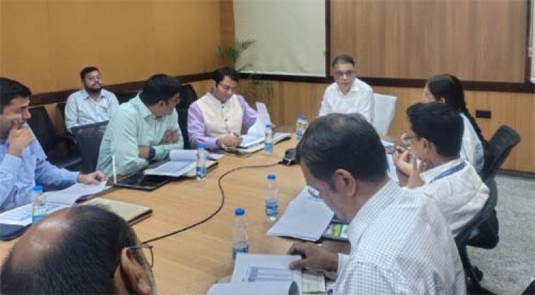 जन्म-मृत्यु पंजीयन व्यवस्था को सुदृढ़ बनाने हेतु राज्य स्तरीय बैठक संपन्न