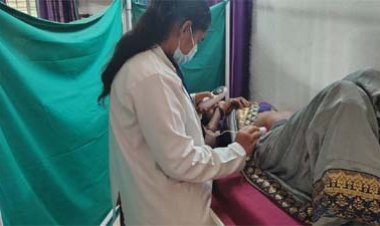 नियद नेल्लानार योजना: बीजापुर के पालनार में स्वास्थ्य क्रांति, 'आयुष्मान आरोग्य मंदिर' से सुदूर वनांचल के ग्रामीणों को मिल रही नई सौगात