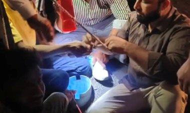 बडनगर के झलारिया में भेंड चराने वाले रेवाडी का ढाई साल का बच्चा बोरवेल में गिरा