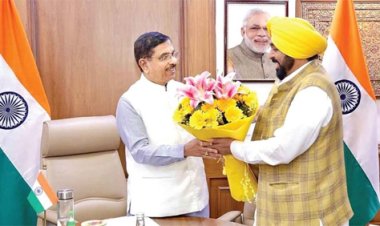 सीएम मान की केंद्रीय मंत्री प्रह्लाद जोशी से सफल मुलाकात, पंजाब से 155 लाख मीट्रिक टन अनाज की लिफ्टिंग के लिए केंद्र चलाएगा विशेष ट्रेनें