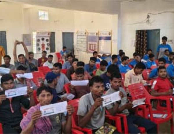 मुख्यधारा में लौटे युवाओं को मिल रहा मजबूत सहारा