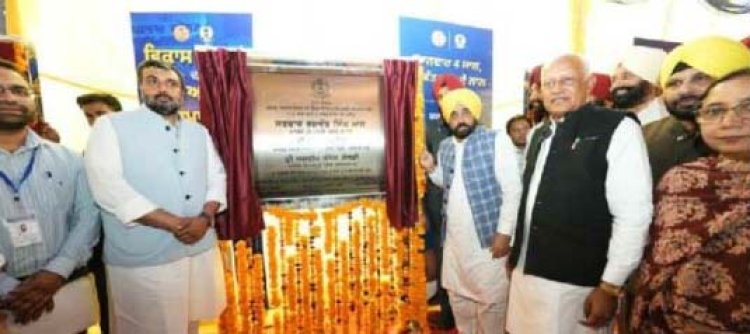 CM भगवंत सिंह मान ने फाजिल्का में 300 नई और 350  किमी सड़कों के नवीनीकरण का भी शिलान्यास किया