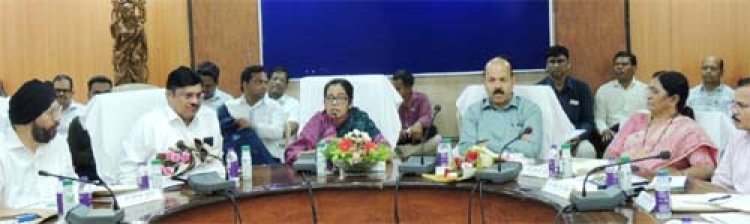 हरित खाद, नीली-हरी शैवाल और जैव उर्वरकों पर जोर दिया कृषि उत्पादन आयुक्त श्रीमती शहला निगार ने