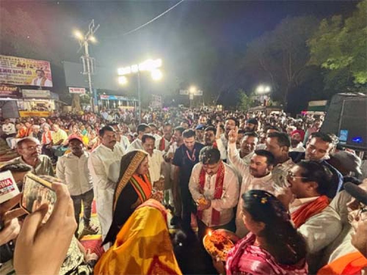 छत्तीसगढ़ सशस्त्र नक्सलवाद से मुक्ति पर उप मुख्यमंत्री विजय शर्मा का हुआ भव्य ऐतिहासिक अभिनंदन